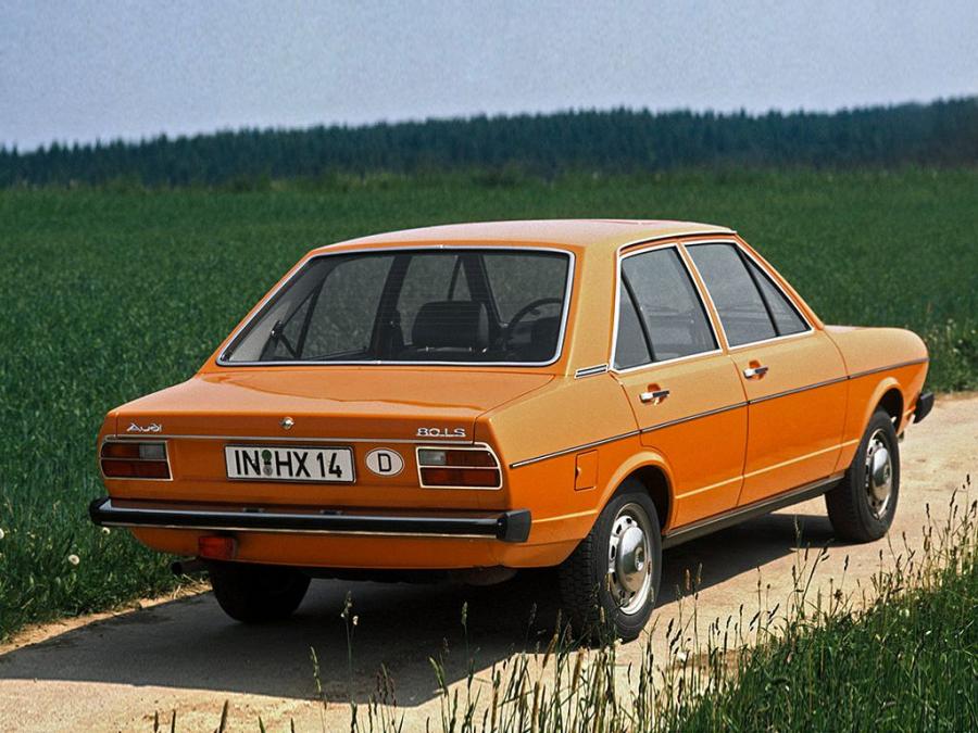  Audi 80 LS 4-Door Sedan (B1) 1972 года  (фото 2 из 2)